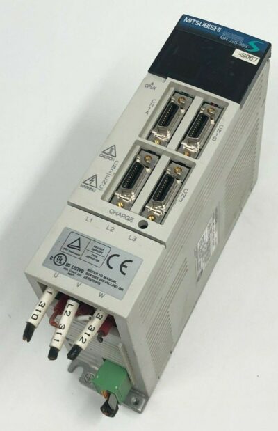 Mitsubishi Servo Driver MR-J2S-20B MRJ2S20B