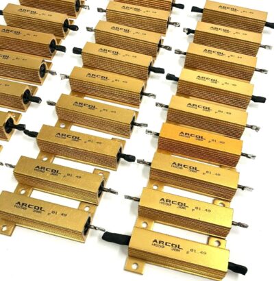 28 Pcs Lot - Arcol 30Ω 50W Wire Wound Chassis Mount Resistor HS50 30R J ±5%