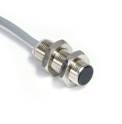 2PCS FCM1-1202P-A3S2 Inductive Proximity Sensor 10-30VDC SN+2MM Shilded