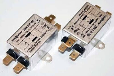 QTY 9 Lot SCHURTER 5500.2042 125/250VAC 10A NSNP