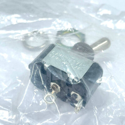 Cutler Hammer 6AMP-125VAC / 3AMP-250VAC Eaton Toggle Switch