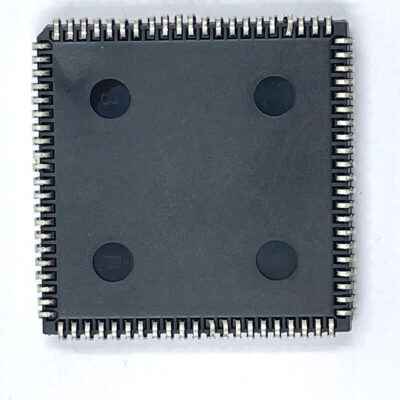 4Pcs x LATTICE MACH130-15JC-18JI 84-Pin PLCC EEPLD 64-Cell IC
