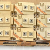 [1 PCS] Lot SIEMENS BSM300GA120DN2 HALBLEITER IGBT NOS