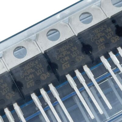 [370 Pcs] L7805CV STMicroelectronics Linear Voltage Regulators 5.0V 1.5A Lot