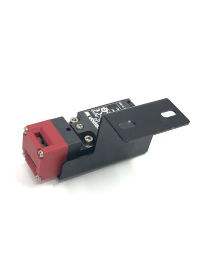 Omron Safety Limit Switch with Key Actuator, Plastic, NO/NC - D4NS-1AF
