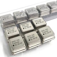 40 PCS Lot IQXO-22C 7.6800MHZ Crystal Oscillator Clock C-MAC