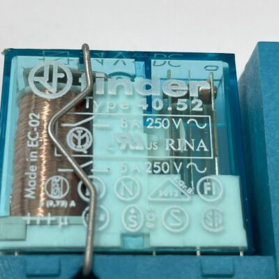 2X Finder Type: 40.52 Relay with Finder Type: 95.75 Base