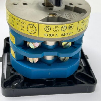 BRETER 1.06.11+3H 3 Position Cam Rotary Switch
