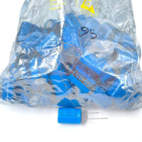 95PCS - BC 135 M9 Audio capacitor 330u 100V 135 18x25MM