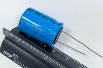 95PCS - BC 135 M9 Audio capacitor 330u 100V 135 18x25MM