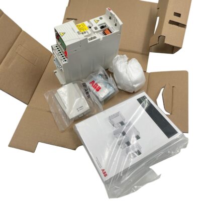 NEW ABB INVERTER ACS355-03E-04A7-2 0.75kW 1HP 200-240V