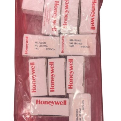1X 392JB2500 Honeywell POT 2.5K OHM 1/2W PLASTIC LINEAR