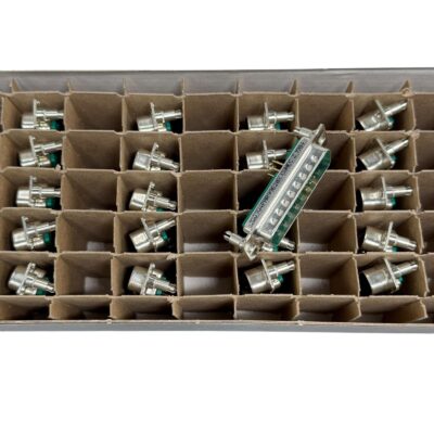 [20 PCS] 3009W4PAR99E20X CONEC D-SUB PLUG 9POS VERT SOLDER